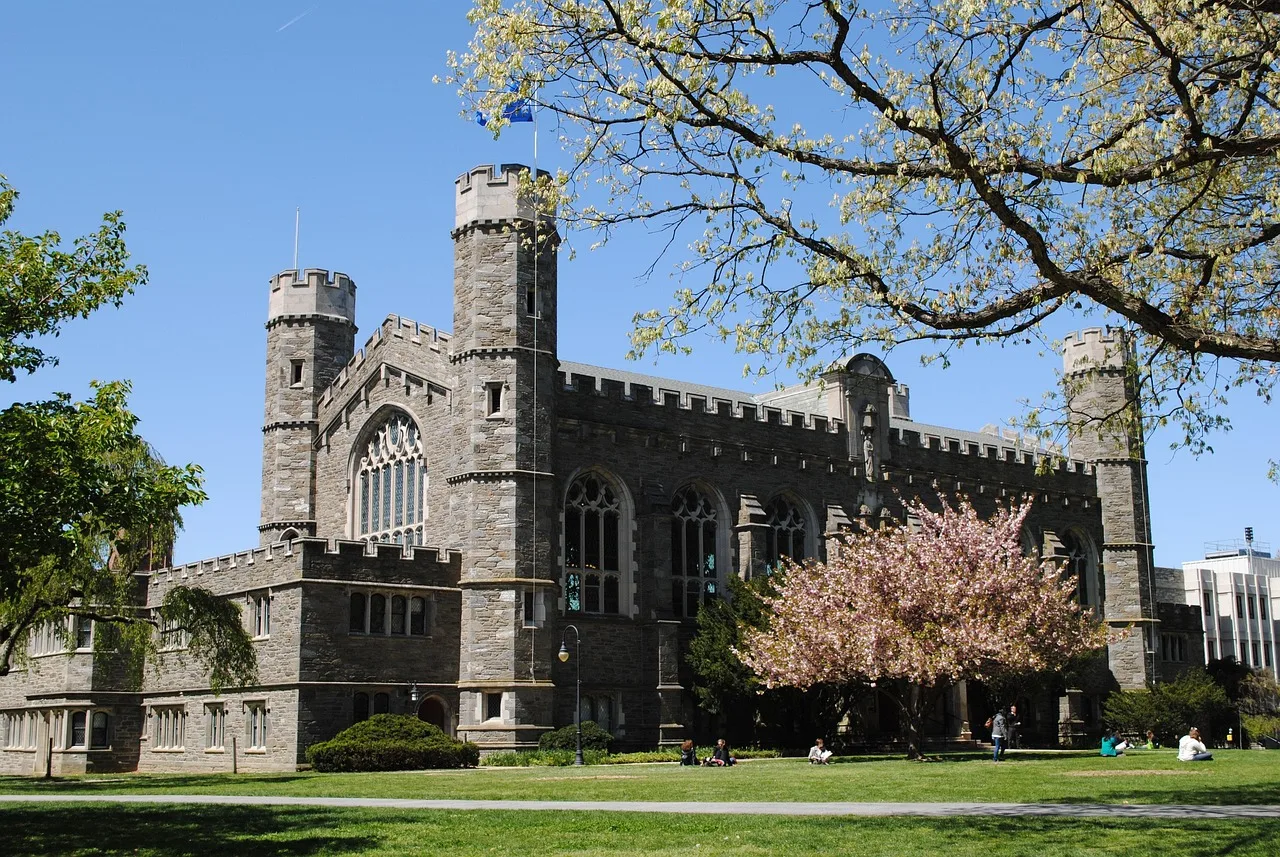 bryn mawr college, bryn mawr, pennsylvania, spring, flowering trees, college campus, nature, women's college, thomas, great hall. Admissions: why the enrollment deposit is the real decision