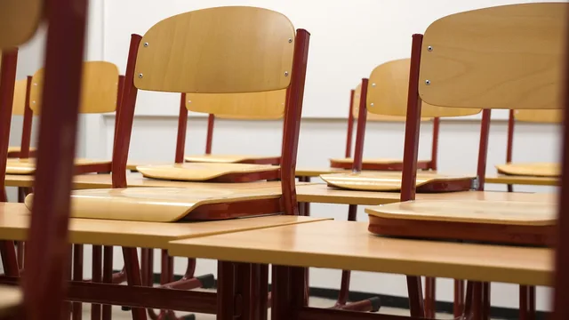 classroom, chairs, tables, school, seminar, class, learning, furniture, interior, room, university, college, desk, seat, table, education, brown school, brown education, brown learning, brown classroom, brown room, brown table, brown desk, brown interior, school, university, university, university, college, college, college, college, college. Business school rankings often measure the full-time cohort, not the program you attend