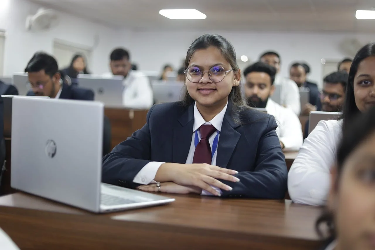 top business institute in india, top 10 pgdm colleges in india, top b-schools in north india, best pgdm institute in india. MBA programs: choosing the right format