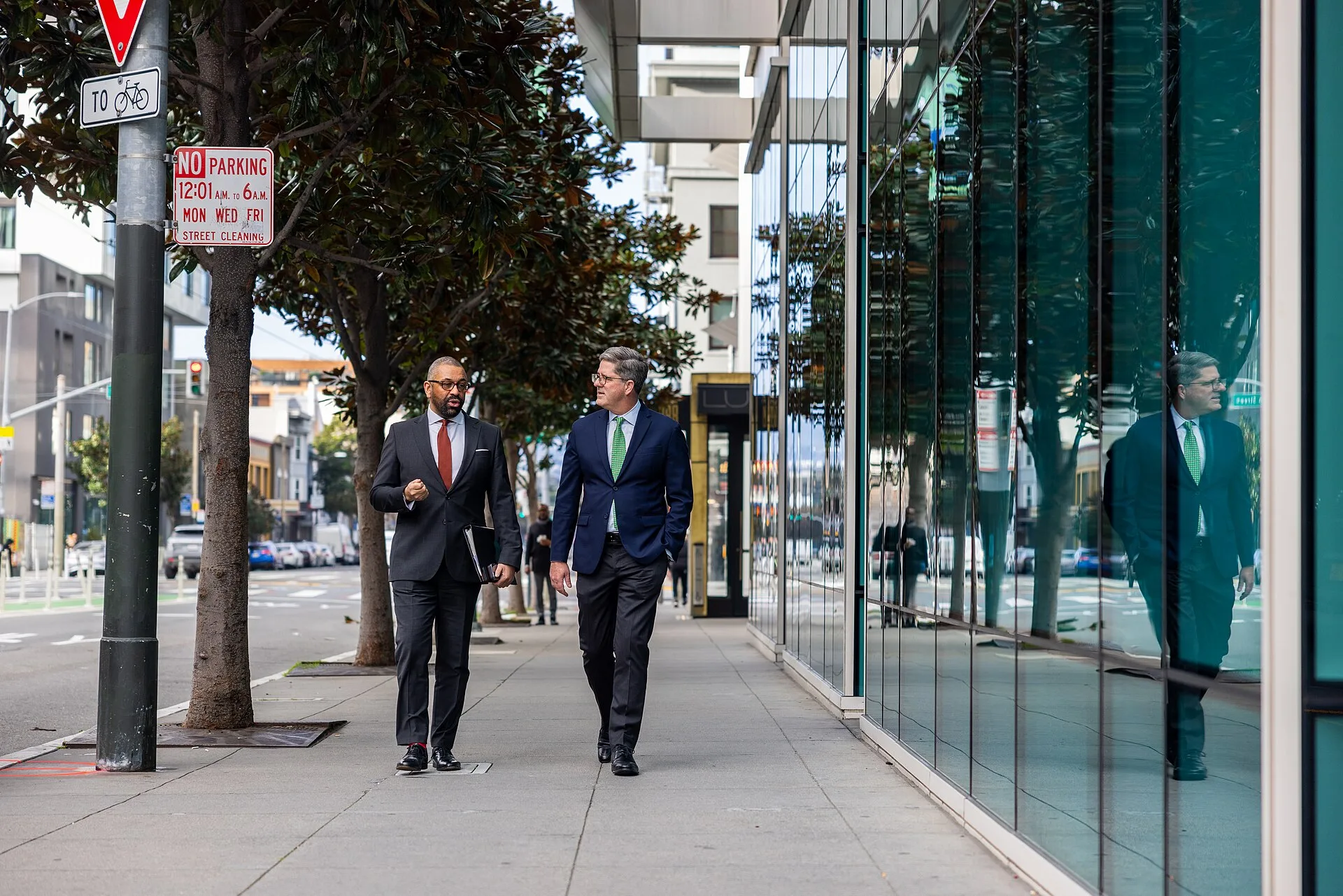 26.02.2024 Home Secretary James Cleverly travels to San Francisco to meet tech companies. This includes meeting Clint Smith, General Council at Discord, to discuss tackling online harm and to emphasise the need for collective action to protect global democracy. Picture by Brandon Hattiloney/Home Off. What Seattle and San Francisco tech hiring weighs in an online management degree
