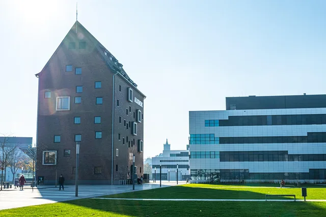 kleve, college, knowledge, storage, modern, architecture, study, university, university campus, house, building, university building, the atmosphere, niederrhein, port, heaven, students, tourism, city. How to assess a specialized masters curriculum